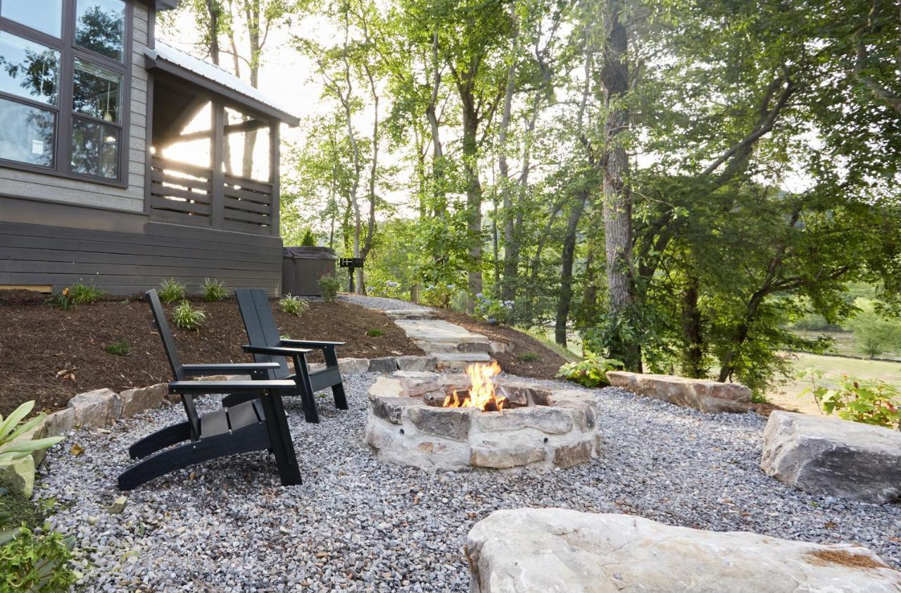 Asheville River 3*