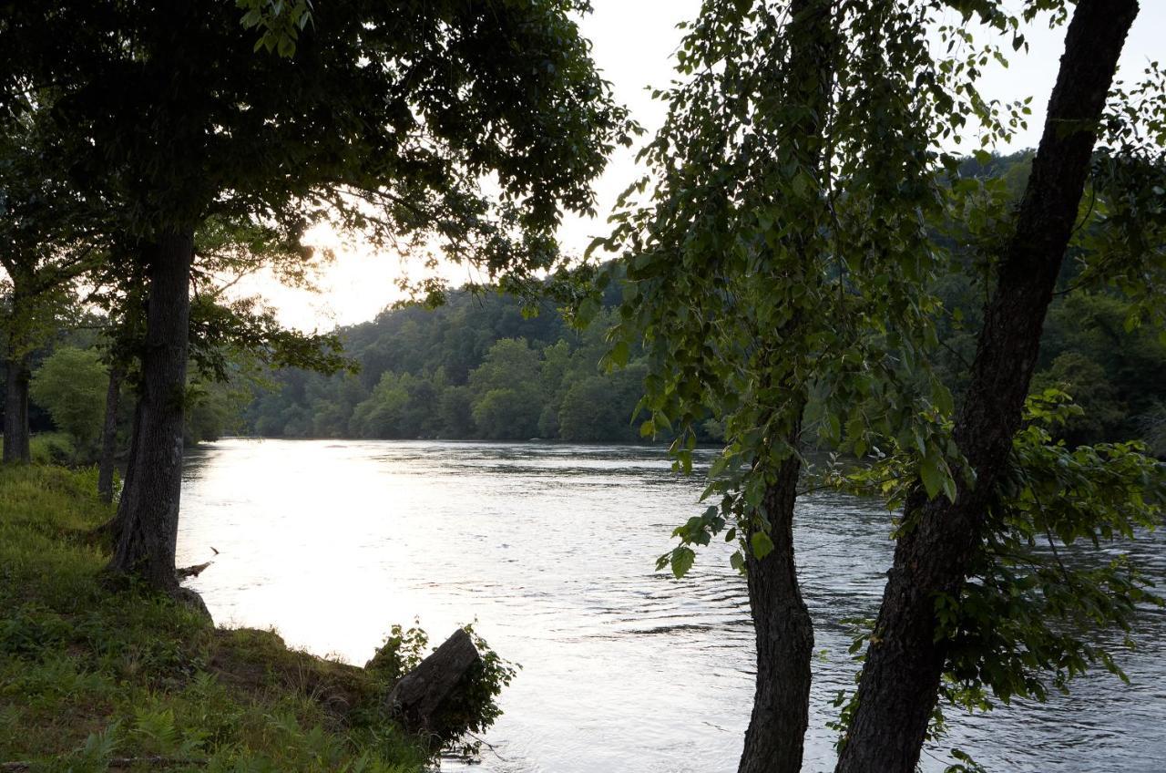 Asheville River 3* Arden